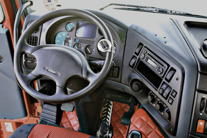 Lenkradknopf / Lenkhilfe / Lenkradknauf für Lkw 30 mm