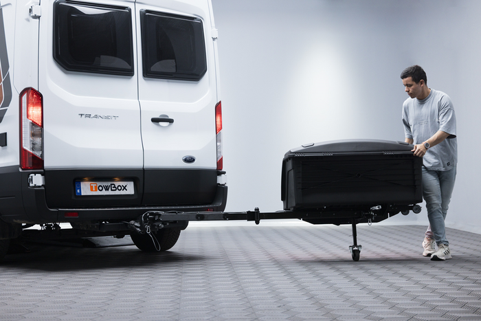 Towbox Camper Alpha schwarze LED (lang) - Anhängerkupplungs-Gepäckbox